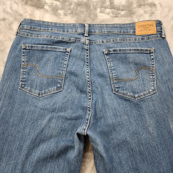 Signature Levi Strauss Jeans Womens 18 Blue Mid Rise Straight Leg Stretch Denim - Picture 4 of 14
